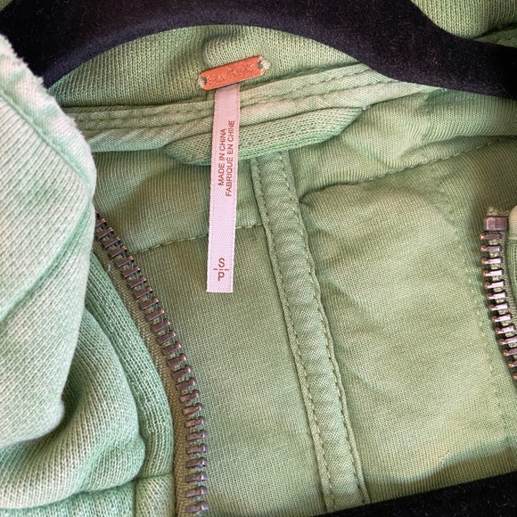 SOLD - Picture 2 of 4